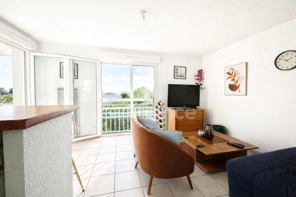 Appartement à vendre 2 pièces AUDENGE (33)- 40M²-TERRASSE PRIVATIVE-1ER ET DERNIER ETAGE SANS ASCENSEUR
