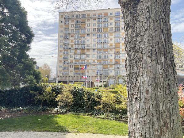 Appartement de Type T3 - Balcon & Ascenseur