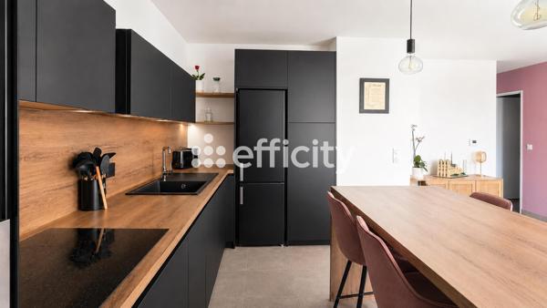 Appartement
         3 pièces
        - 69 m² 269 000 € *