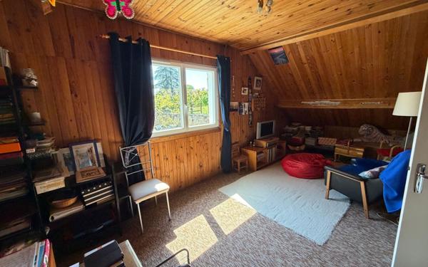 Maison à vendre    6 pièces • 162,09 m2 Saint-Cyr-au-Mont-d'Or