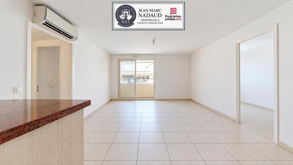 Saint-Raphaël-Vieux Port -T4, 91m2 - grande terrasse - climatisation- 2 grands garages avec espaces de stockage