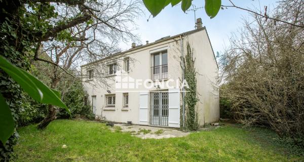 À vendre Maison 8 pièces 183 m² - Jouars-pontchartrain 78760