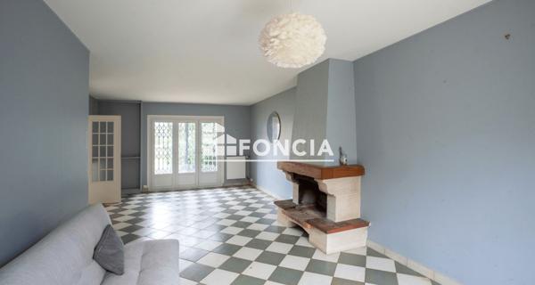 À vendre Maison 8 pièces 183 m² - Jouars-pontchartrain 78760