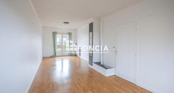 À vendre Maison 8 pièces 183 m² - Jouars-pontchartrain 78760