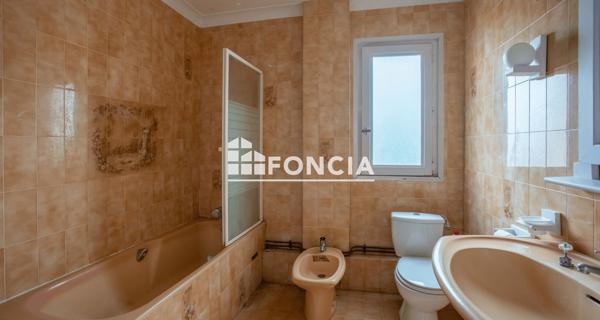 À vendre Maison 8 pièces 183 m² - Jouars-pontchartrain 78760