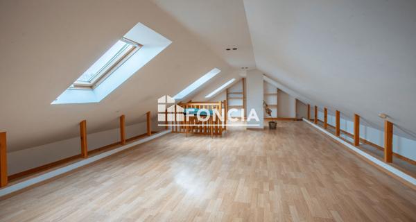 À vendre Maison 8 pièces 183 m² - Jouars-pontchartrain 78760