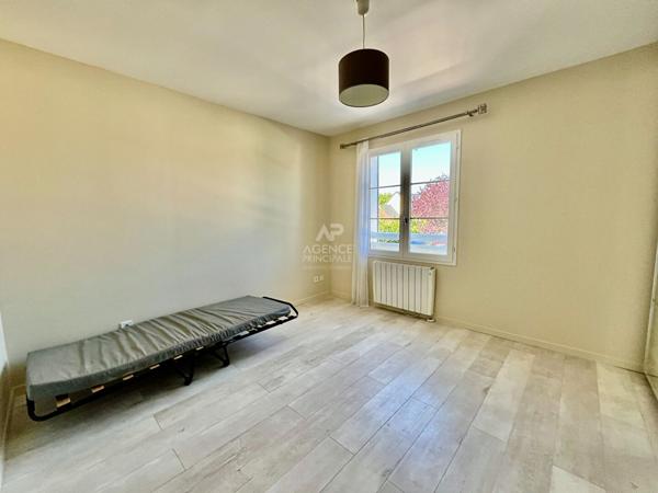 Maison Vaureal 5 pièce(s) 108.51 m2 €389 000 ** - Référence 2194