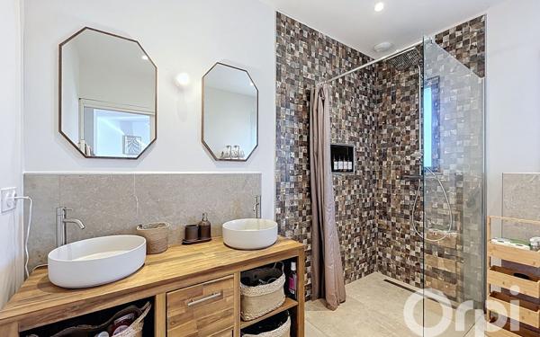 Maison à vendre    4 pièces • 132 m2 Lecci