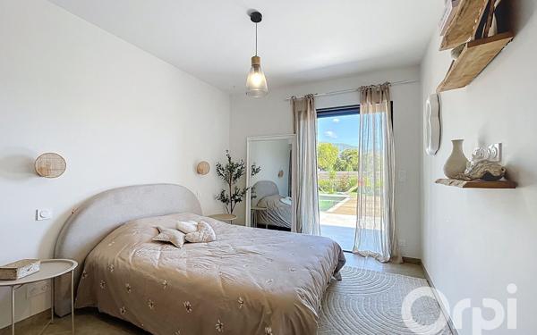 Maison à vendre    4 pièces • 132 m2 Lecci