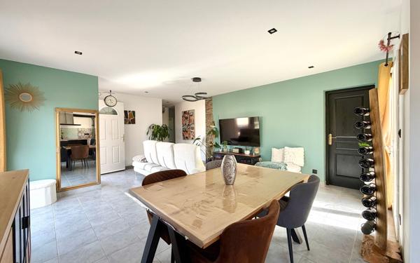 Maison à vendre    4 pièces •  Mus