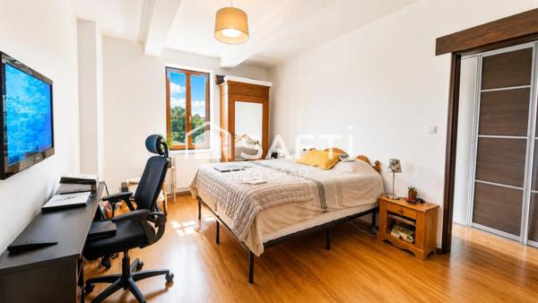 Maison de ville rénovée avec du cachet ,négociable