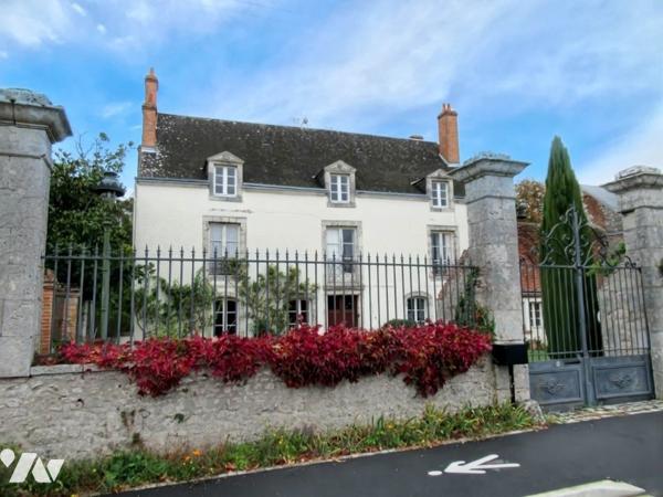 Maison Bourgeoise de 11 pièces de plus de 371 m²