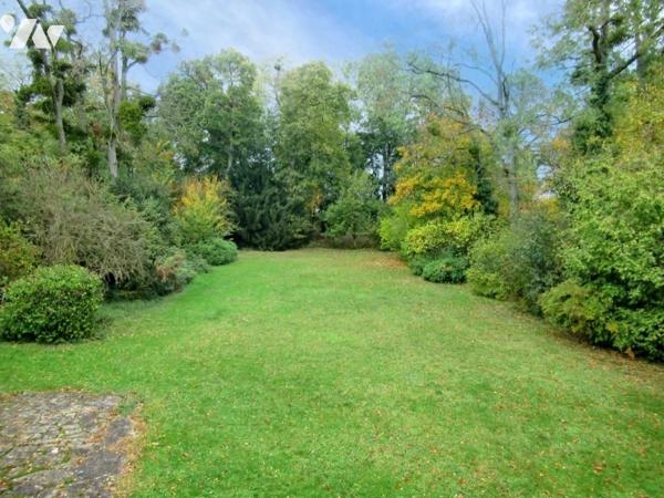 Maison Bourgeoise de 11 pièces de plus de 371 m²