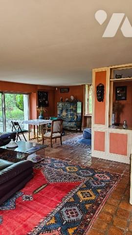 Maison Bourgeoise de 11 pièces de plus de 371 m²