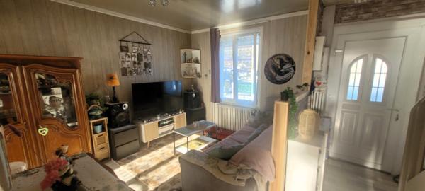 Munster (68140) Maison avec grand jardin et garage, idéal 1er achat.