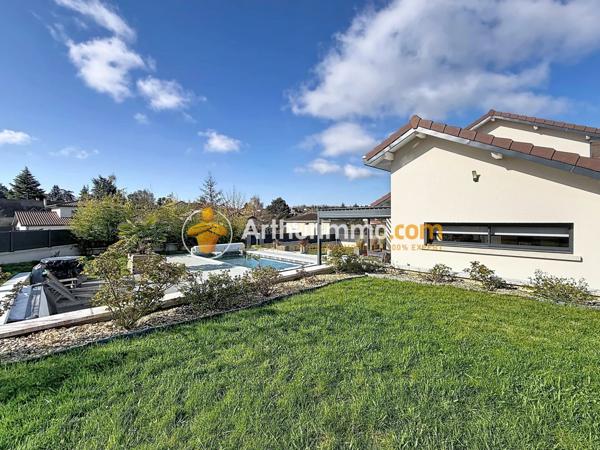 Vente Maison 5 pièces 140 m2 à Bourgoin-Jallieu