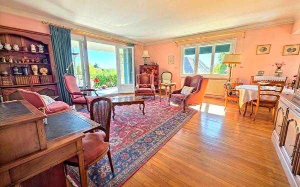 Maison à vendre    7 pièces •  Triel-sur-Seine