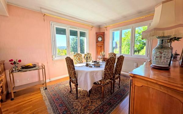 Maison à vendre    7 pièces •  Triel-sur-Seine