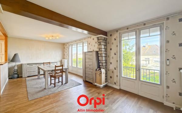 Maison à vendre    4 pièces •  Ainay-le-Château