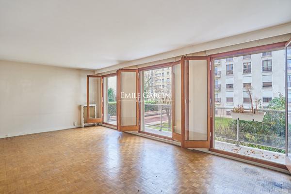 À vendre - appartement - 82 m² - Paris - 75015 - Porte de Versailles - Balcon