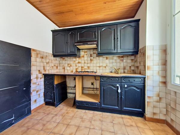 Appartement
         2 pièces
        - 33 m² Exclusivité 159 000 € *