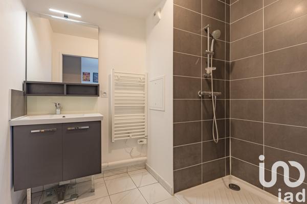 Appartement à vendre 5 pièces 96 m² Neuilly-sur-Marne