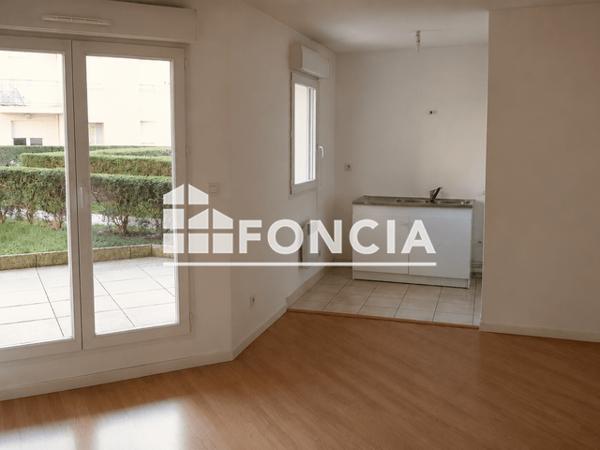 Location Appartement 3 pièces 56.1 m² - 10, 12, 14, 16 RUE DE LA REPUBLIQUE Mainvilliers 28300