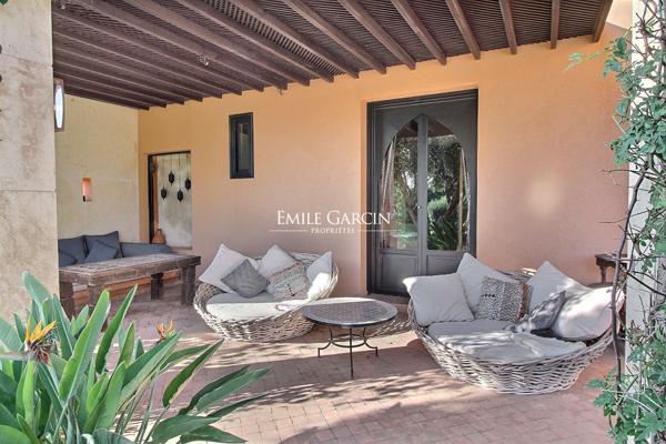 À vendre propriété de charme à quelques minutes des golfs à Marrakech.