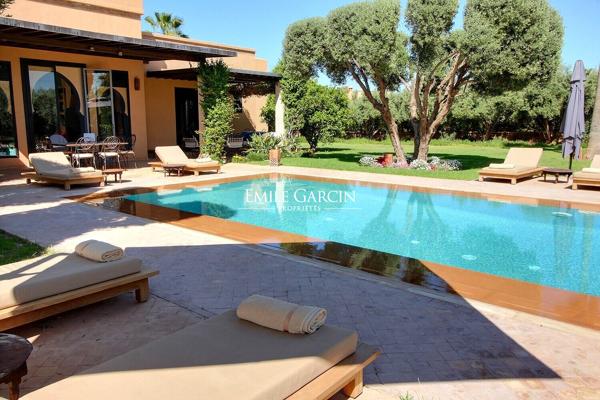 À vendre propriété de charme à quelques minutes des golfs à Marrakech.