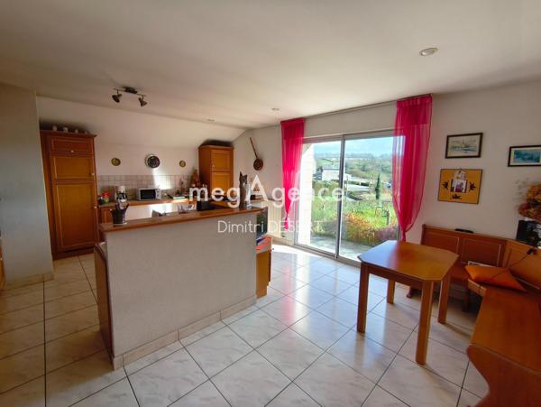 Maison à TINCHEBRAY-BOCAGE, 61800 - 7 pièces 178m²