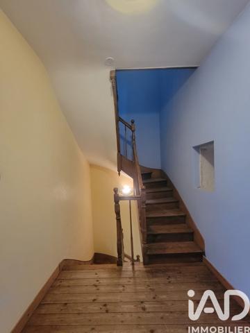Maison à vendre 8 pièces 213 m² Saintes