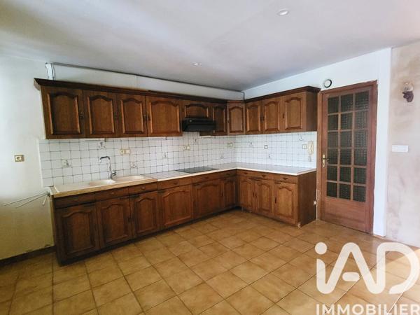 Maison à vendre 8 pièces 213 m² Saintes