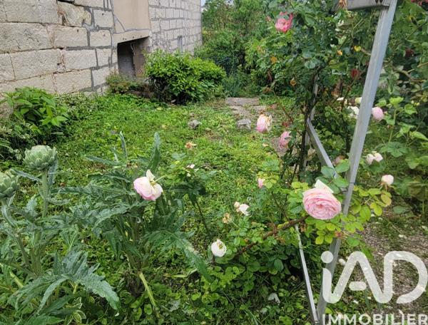 Maison à vendre 8 pièces 213 m² Saintes