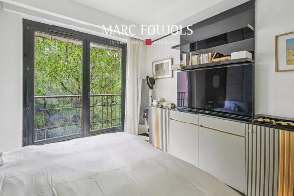 Paris XVI Foch – appartement rénové de 80 m² avec balcons