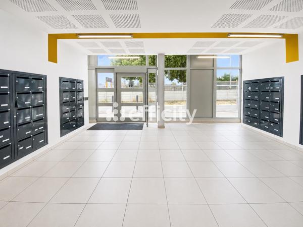 Appartement
         3 pièces
        - 57 m² 160 000 € *