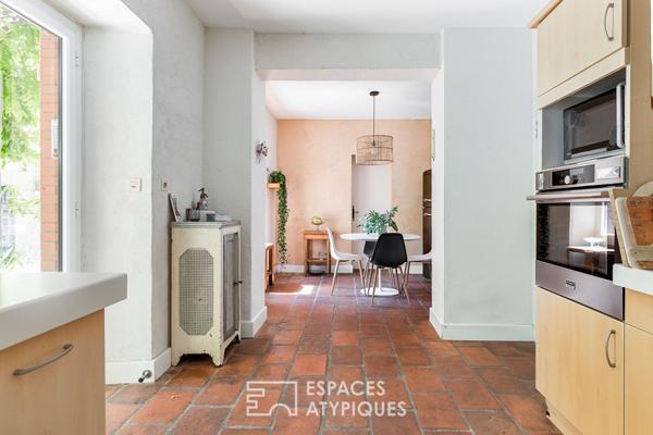 Demeure de charme rénovée avec parc et dépendances