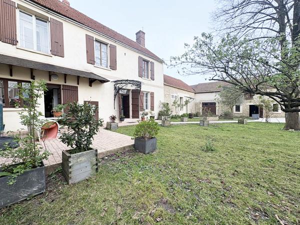 Propriété rare à 15min de DOURDAN (91410) - 9 pièces 168 m2