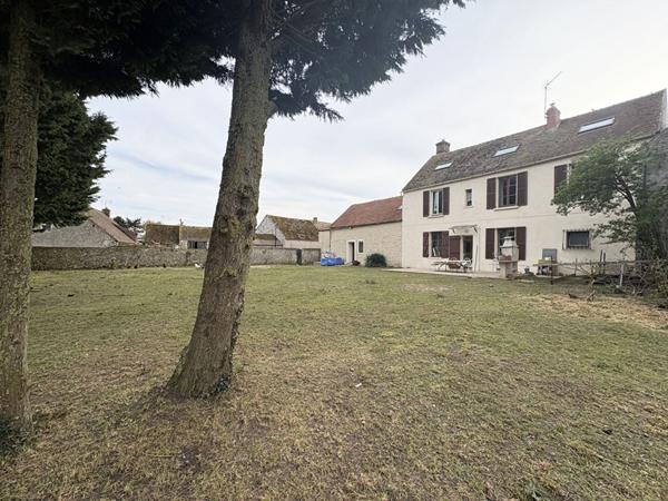 Propriété rare à 15min de DOURDAN (91410) - 9 pièces 168 m2
