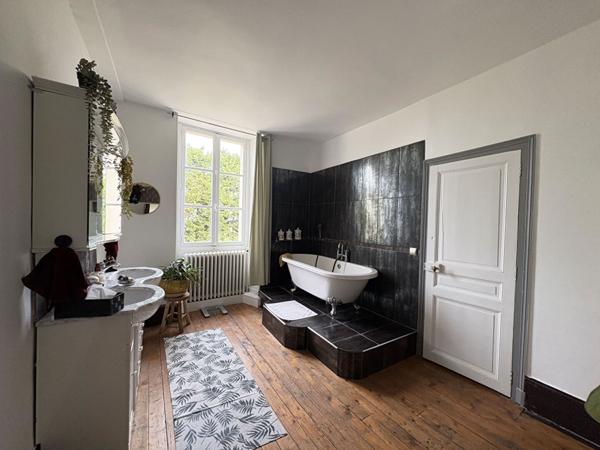 Propriété rare à 15min de DOURDAN (91410) - 9 pièces 168 m2