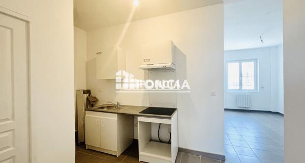 Location Appartement 2 pièces 40 m² - La Ricamarie 42150