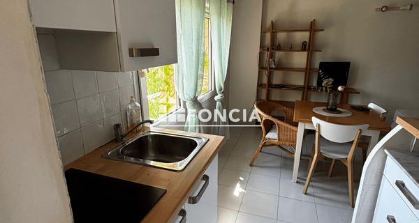 Location Studio meublé 21.56 m² - Avignon 84000