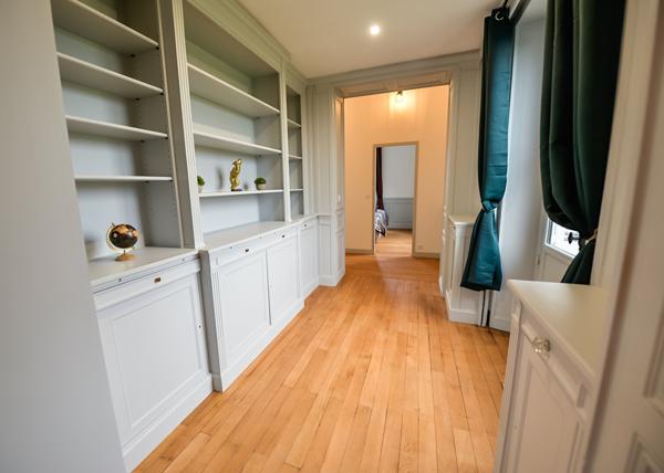 49000 ANGERS APPARTEMENT DE CARACTERE - 2CH - GRANDE PIECE DE VIE - PARKING