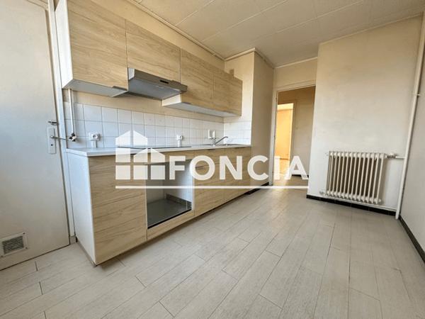 Location Appartement 3 pièces 71.07 m² - 125 AVENUE DE LA REPUBLIQUE Seyssinet Pariset 38170