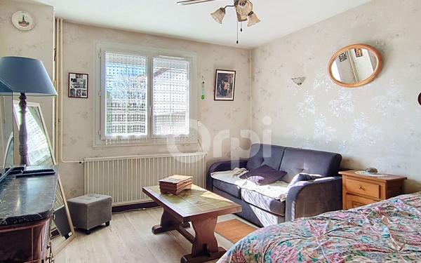 Maison à vendre    4 pièces •  Humberville