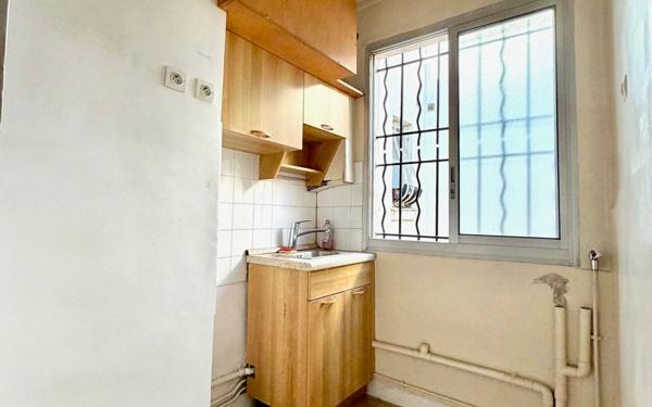 Appartement à vendre    3 pièces • 41,97 m2 Paris 17
