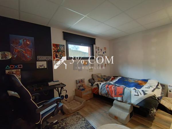 Villa 5 pièce(s) 3 chambre(s) 136 m²