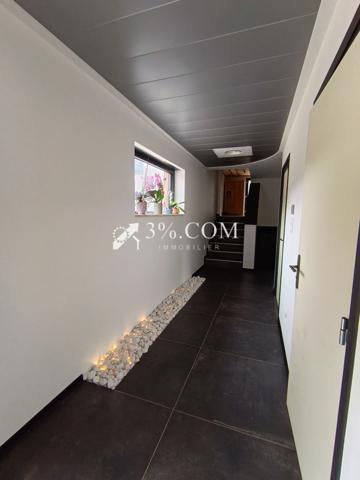 Villa 5 pièce(s) 3 chambre(s) 136 m²