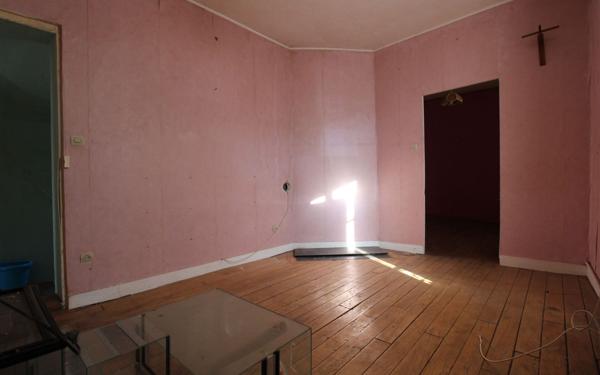 Maison à vendre    6 pièces •  Jouy-le-Châtel