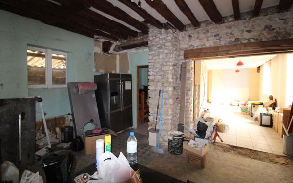 Maison à vendre    6 pièces •  Jouy-le-Châtel