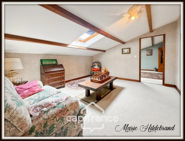 Maison de Caractère – 290 m², 8 Chambres, Jardin 7500 m², Vue Imprenable